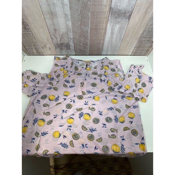 Women's Juicy Couture Top, Cold Shoulder Summerpink w/ lemons ruffle sleeves 2XL - Picture 4 of 7